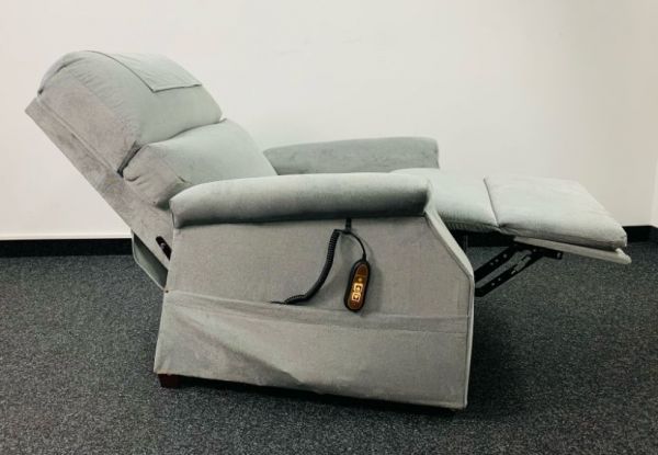 MEDTRADE Komfort Premium (1-motorig) Seniorensessel, Käuferstorno
